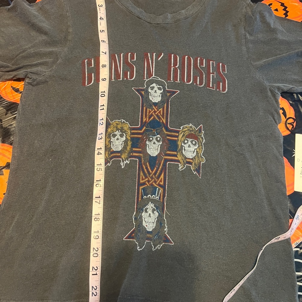 Guns N Roses Tee - Picture 2 of 6